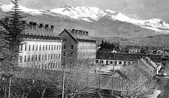 Les 'casernes neuves', aujourd'hui p�le universitaire